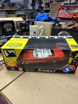 Джеймс Дин. Solido. Литой металл. Cadillac 1955. Красный. 1:18. В коробке. Новый. - Изображение 1 из 4