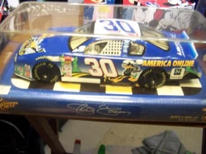 2002 Winners Circle #30 Jeff Green AOL Looney Tunes Monte Carlo 400 Chevy - Picture 1 of 3