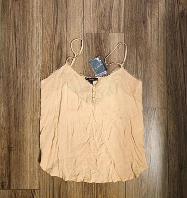 Nuevo con etiquetas Top de pijama Forever 21 con ojales con botones color salmón talla grande Foto 1 de 4