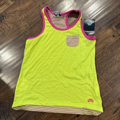 Camiseta sin mangas Nike talla L para niñas Foto 1 de 3