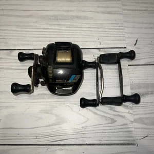 Shimano Bantam Coriolis CO-100 Baitcasting Reel Right Hand RH - Picture 1 of 5