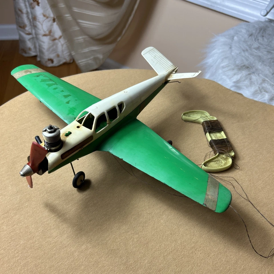 WEN MAC Old 1960s Beechcraft AIRPLANE Control Line Bonanza Incomplete As Is - Image 1 of 4