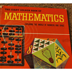 Livre d'or géant vintage 1960 de mathématiques explorant les nombres du monde espace
