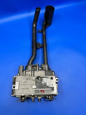 2007-2012 Mercedes W211 E63 SL63 CLS63 AMG Engine Motor Oil Pump 1561802101 OEM - Image 1 of 4