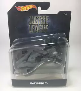 Mattel 1/32 Hot Wheels Collectors Justice League Batmobile Tm Sammlerstück - Bild 1 von 9