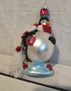 Handblown glass Penguin ornament with fabric scarf - Picture 1 of 4