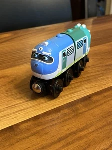 Chuggington Holzeisenbahn Lok Zug Toot & Hoot Tomy weiß blau grün - Bild 1 von 7