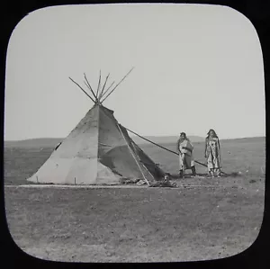 Glass Magic Lantern Slide AMERICAN INDIAN TEPEES ON PRAIRIE C1890 PHOTO - Picture 1 of 2