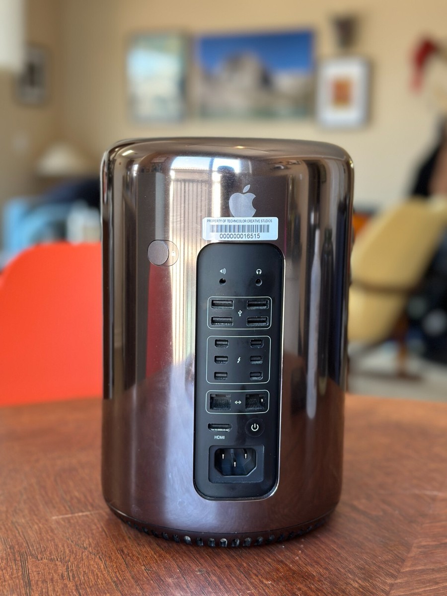 Apple Mac Pro Intel Xeon 6-Core 32 GB RAM Apple Desktops Apple Mac Pro Intel Xeon 6-Core 32 GB RAM Apple Desktops