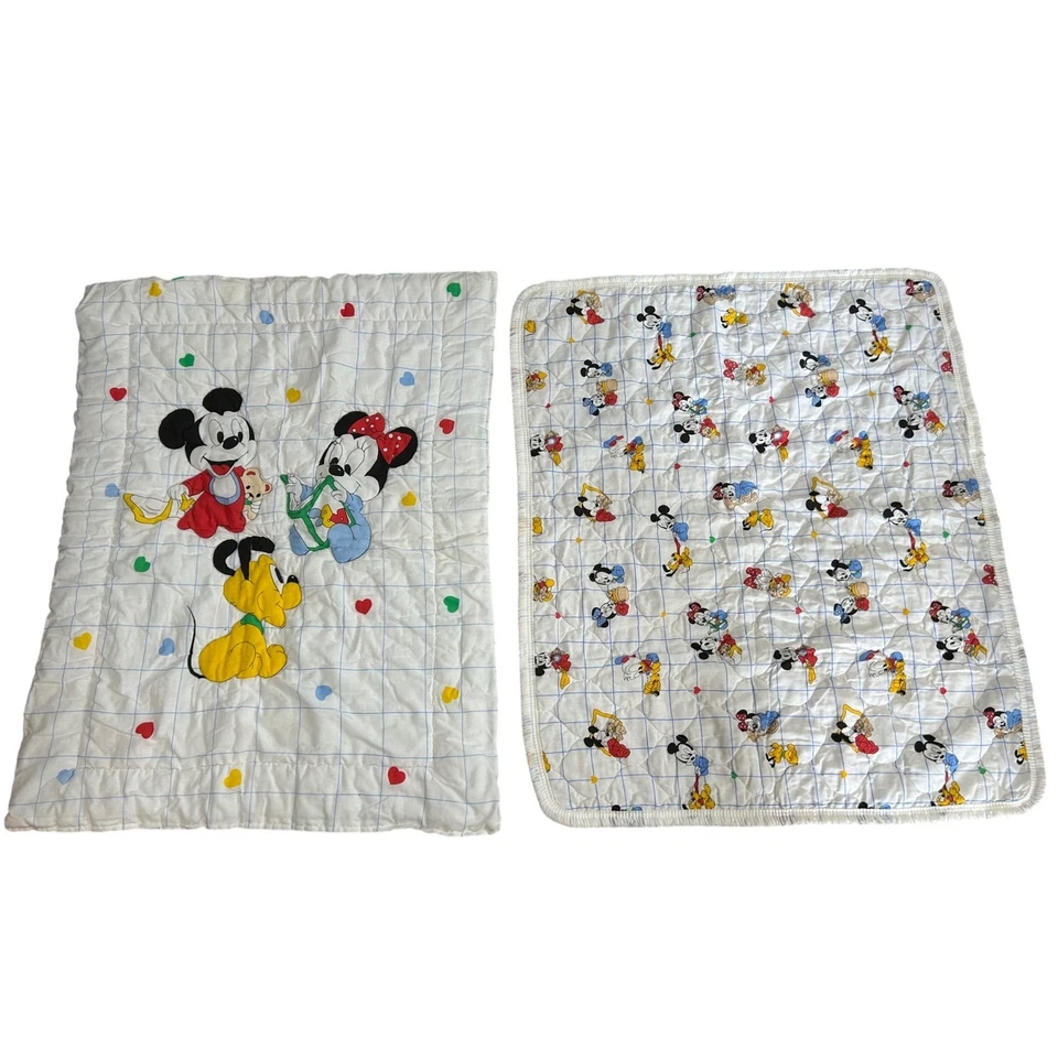 Manta acolchada vintage Disney Mickey Minnie Pluto bebé cuna niño alfombra de juego Foto 1 de 4