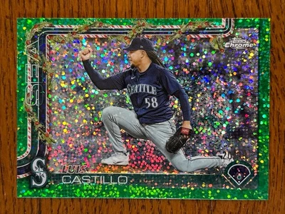 2025 Topps Holiday Chrome Luis Castillo #HC152 Green Speckle /99 - Image 1 of 3