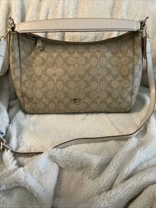 Coach F34899 Celest E/W Hobo convertibile in logo firmato e pelle - Foto 1 di 10