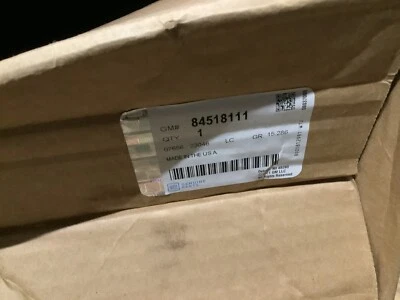 Chevrolet Traverse 2018-2024 alfombrillas delanteras de fábrica para todo tipo de clima 84518111 Foto 1 de 3