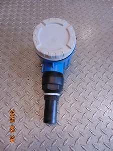 ENDRESS HAUSER FMU40-ANB3A4 PROSONIC M ULTRASONIC SENSOR - Picture 1 of 4
