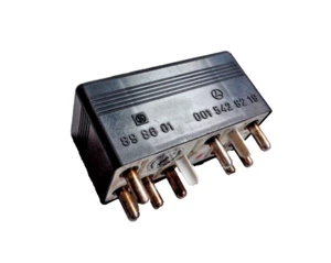 Relé ventilador auxiliar MERCEDES benz 0015428219 300 500 400 se sd sl c230 s500 - Imagen 1 de 6
