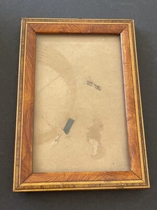 Charmant Cadre ancien en bois / Marqueterie pour portrait - Vintage - Picture 1 of 2