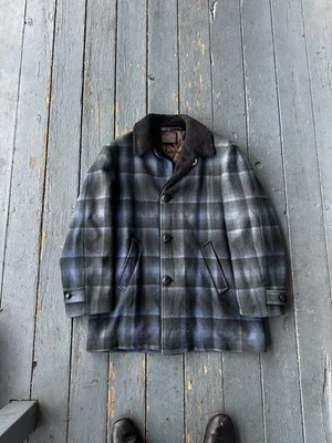 Vintage Pendleton Men's Large Wool Shadow Plaid Field Western Jacket 60s/70s - Image 1 of 4