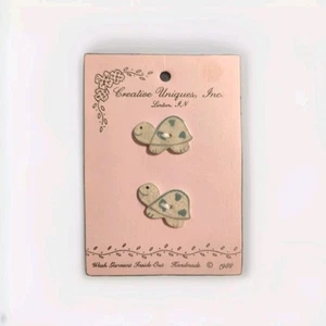 Creative Uniques Inc Porcelain Ceramic Painted Buttons - Handmade 1988 turtle - Picture 1 of 1