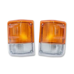 L+R Corner Indicator Light Fits Toyota Land Cruiser 60 FJ60 HJ60 1980 - 1989 - Picture 1 of 6