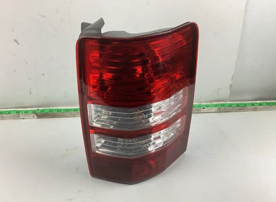 Luz trasera lateral derecha del pasajero Jeep Liberty 2008-2012 55157346AC OEM Foto 1 de 4