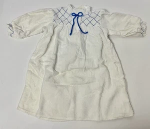 American Girl Kirsten Nachthemd weiß Flanell mit blauer Schleife sauber - Bild 1 von 4