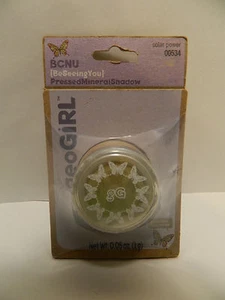 Geo Girl BCNCU (Be Seeing You) Sombra Mineral Prensada Energía Solar #00534 Nuevo - Imagen 1 de 1