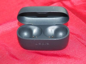 Jabra Elite 3 Case Only & Working - Picture 1 of 5