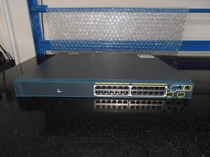 Cisco Catalyst WS-C2960S-24PD-L Commutateur Gig PoE 24 ports + 2 x SFP 10 GbE + ports - Photo 1/4