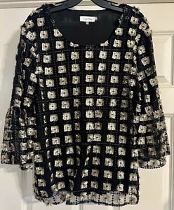 Calvin Klein Mesh Layered Gold Metallic Square Size L Bell 3/4 Sleeve Pullover - Picture 1 of 16