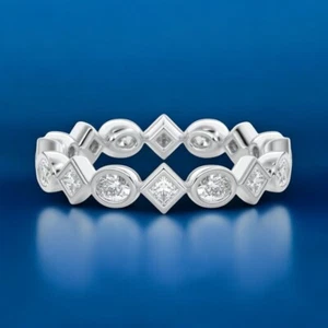 Banda de compromiso 1,00 quilates cultivada en laboratorio diamante tallado ovalado y princesa oro blanco de 14 k - Imagen 1 de 11