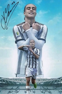Kenan Yildiz UH (20x30cm / 10x8" ) JUVENTUS Autogramm signed PHOTO PROOF GF164 - Bild 1 von 2