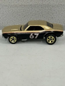 Vintage 1982 Hot Wheels 1967 Camaro Gold And Black Mattel Diecast Car RARE - Picture 1 of 9
