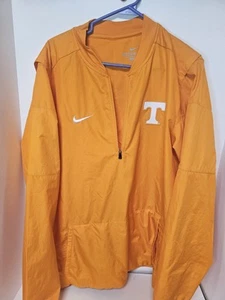 NIKE Tennessee Volunteers Storm Fit Orange 1/4 Zip Windbreaker Jacket- Medium - Picture 1 of 3