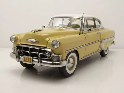 Chevrolet Bel Air Hardtop Coupe 1953 gelb weiß Modellauto 1:18 Sun Star - Bild 1 von 4