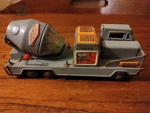 Camión mezclador de concreto vintage Toymaster #54. Años 60 - Imagen 1 de 14