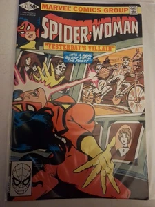 MARVEL COMICS SPIDER-WOMAN #33 (1980) 1ST PRINT Vfn+ Vol 1 Rare 1st Series - Imagen 1 de 4