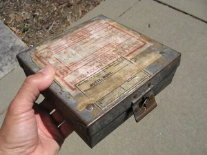 Antique Loew’s Inc MGM Metro Goldwyn Mayer Railway Express Film Trailer Lock Box - Picture 1 of 8