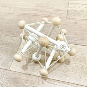 Skwish Aesthetic Wood Baby Toy - Picture 1 of 3