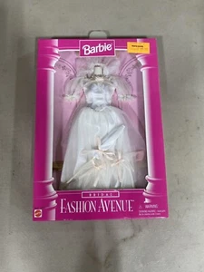 Barbie Fashion Avenue Bridal White Gown W Pink Bows 1996 NEW #15897 J28 - Picture 1 of 2