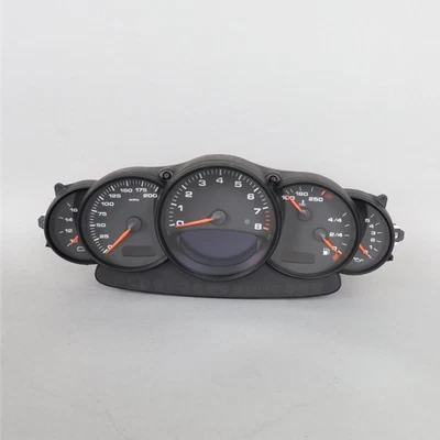 Cuadro de instrumentos velocímetro Porsche 911 996 2002 99664122303 OEM usado Foto 1 de 4