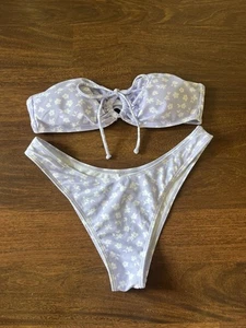 NWT Lavender Floral Bikini Set Medium Bandeau Top & High Cut Bottoms Swimwear - Picture 1 of 7