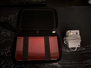 New Nintendo 3DS XL Red Console with Charger & Pokemon Charizard Case & Games ! - Picture 1 of 24