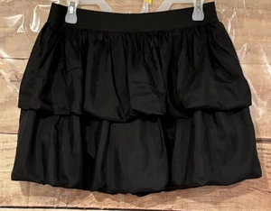 Forever 21 Damen L schwarz 100 % Seide 2-stufig Blase Minirock elastische Taille gefüttert - Bild 1 von 6