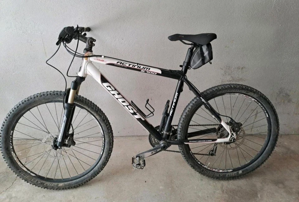 Ghost Mountainbike Actinum 5700 Fahrrad - Bild 1 von 4