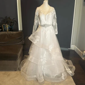 Women’s White Long Sleeve Wedding Dress Tulle Ruffles Corset Back Size 10 NEW - Picture 1 of 11