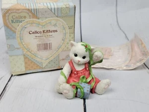 Enesco Calico Kittens 178411 "Wrapped Up In You" [Kitten Ribbon Figurine] - Picture 1 of 6