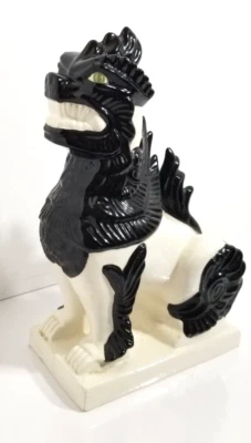 Foo Dog Statue, Black and White. - Image 1 of 4