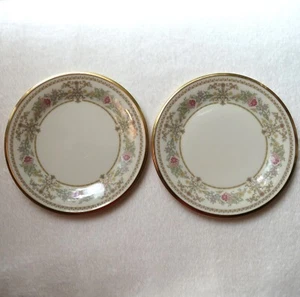 2 Lenox "Castle Garden" 8-1/8" Dessert Plates Bone China 24K Gold Trim Made USA - Picture 1 of 3