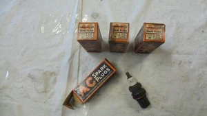 Vintage AC Type H Spark Plugs - Picture 1 of 5