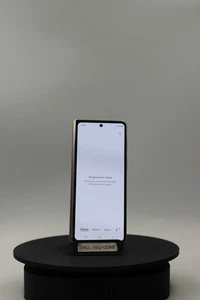 Samsung Galaxy Z Fold4 512 GB beige sbloccato - schermo interno macchie nere - Foto 1 di 8